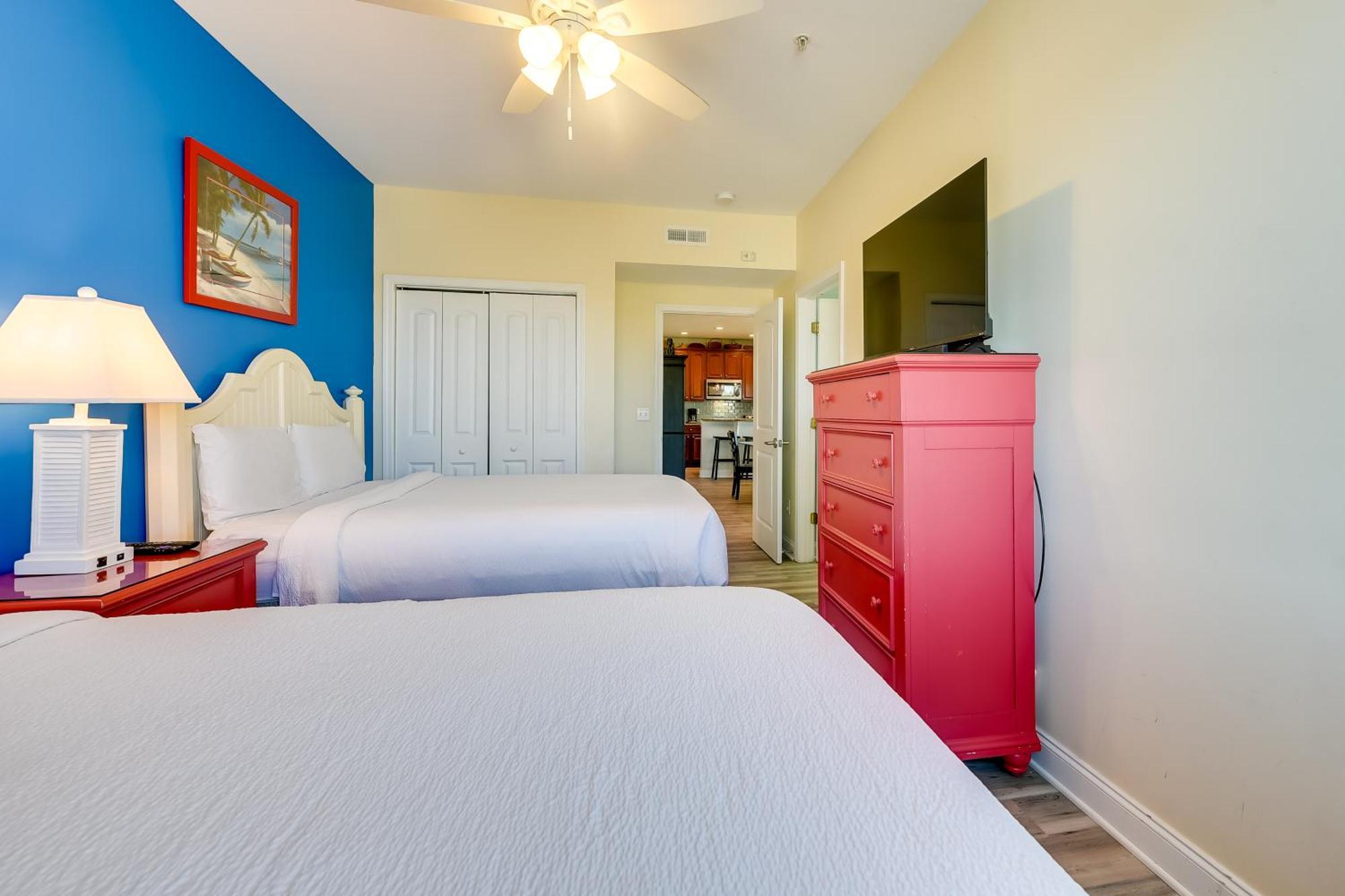 Roomy North Myrtle Beach Condo, Walk To Beach Exterior photo