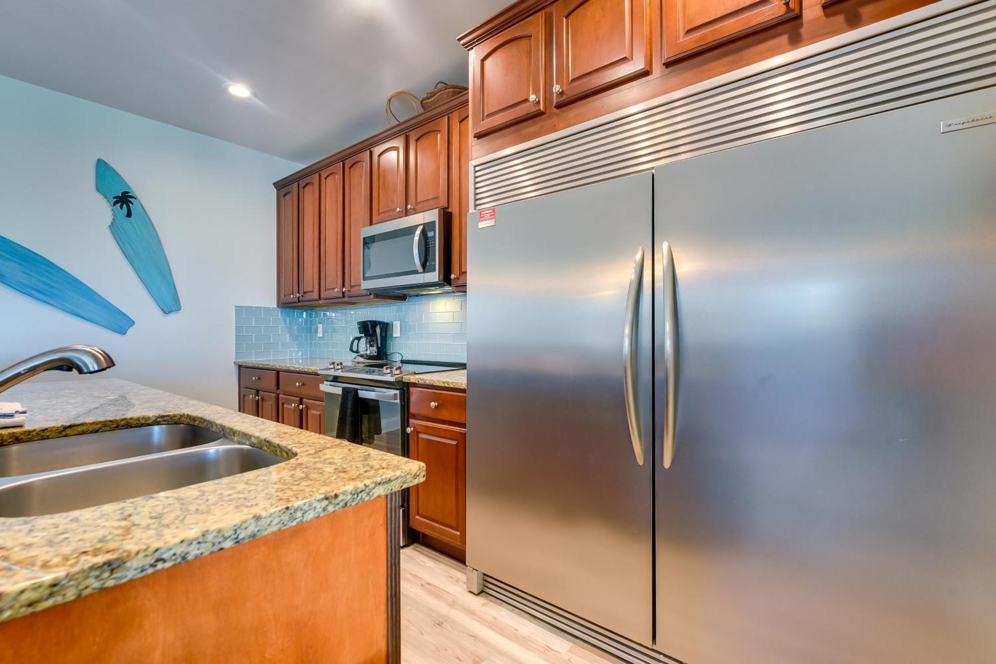 Roomy North Myrtle Beach Condo, Walk To Beach Exterior photo