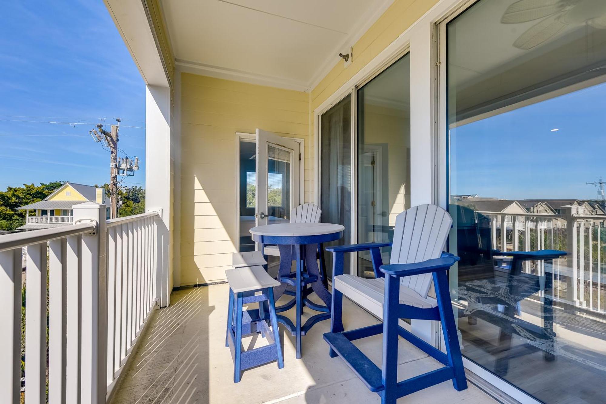 Roomy North Myrtle Beach Condo, Walk To Beach Exterior photo